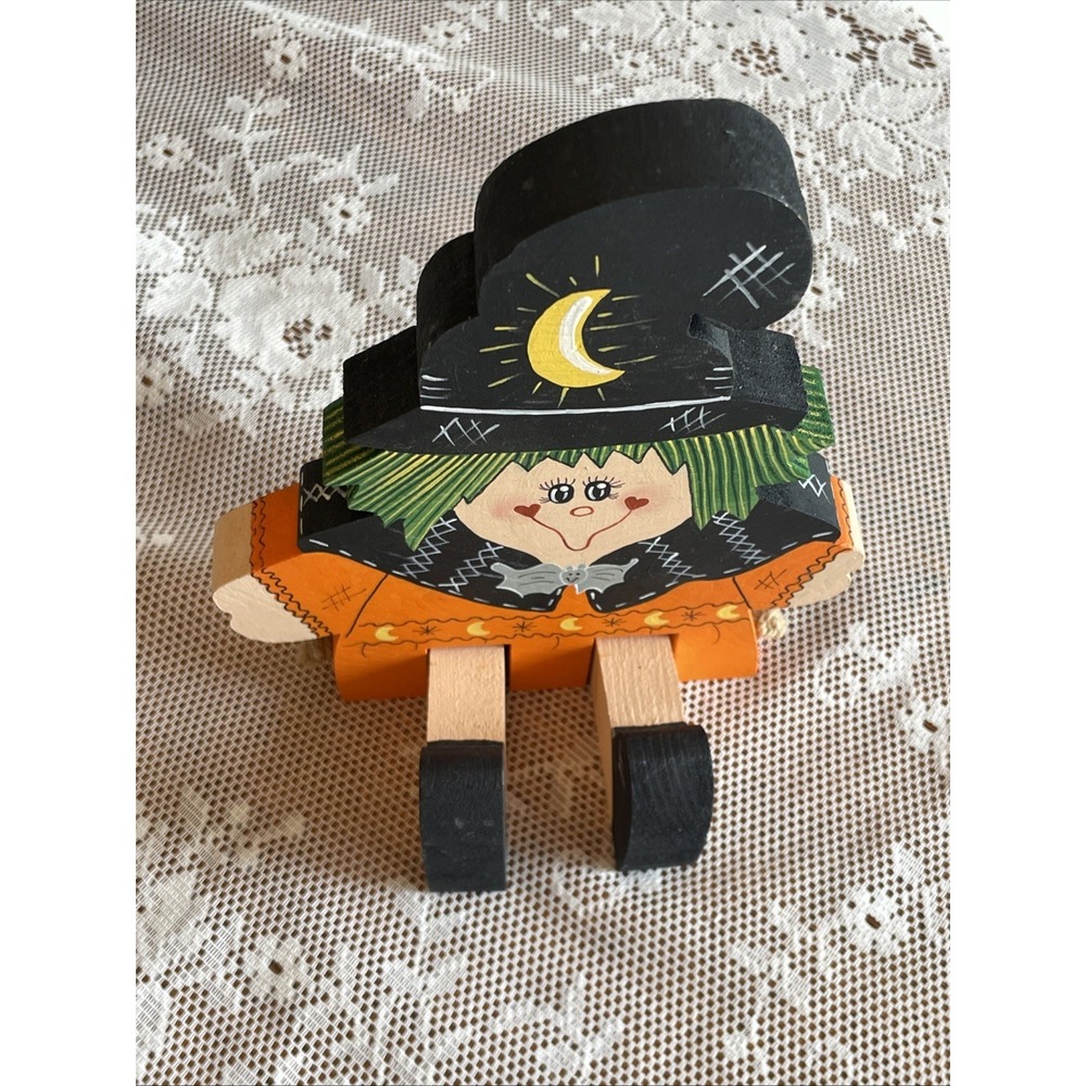 Vintage Handcrafted Halloween Wood Shelf Sitter Witch Cute Green Hair Bat 90's - Picture 7 of 16
